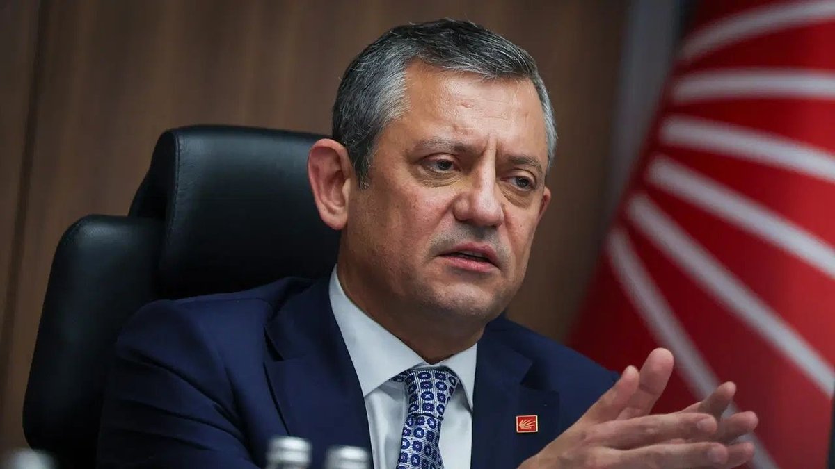 Özgür Özel’den 14 Mayıs Eczacılık Günü Mesajı: “Tüm Meslektaşlarıma Sevgi ve Saygılarımı Sunuyorum”