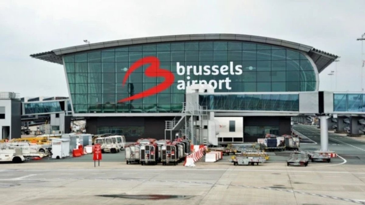 Brüksel Havalimanı’nda Pasaport Krizi: Yaz Aylarda Kaos Kapıda