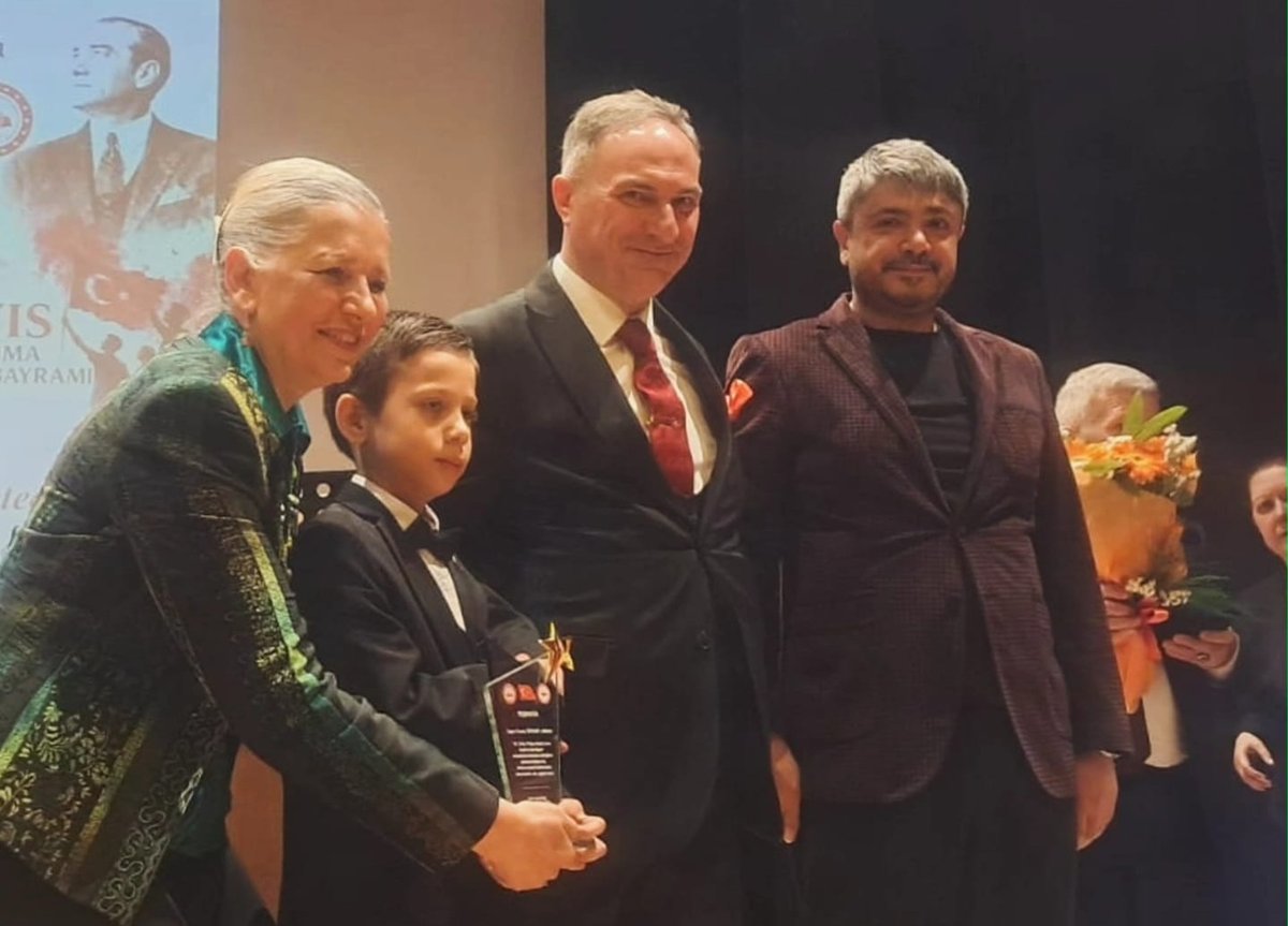 SERFED Programında Şiir, Cumhuriyet Hafızası ve Genç Yetenekler Aynı Sahnede Buluştu