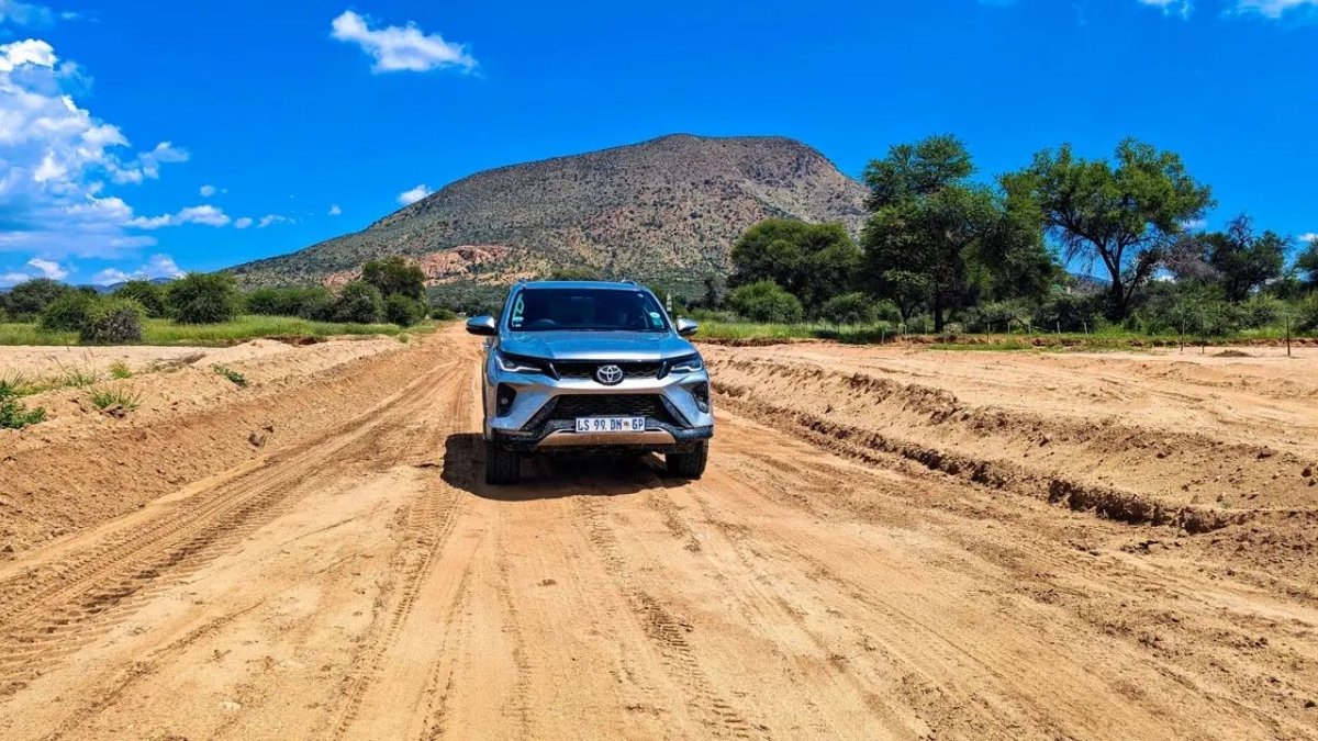 Ortadoğu Krizi Toyota’yı Vurdu! Dev Üretim Kesintisi Otomotiv Sektörünü Sarsacak