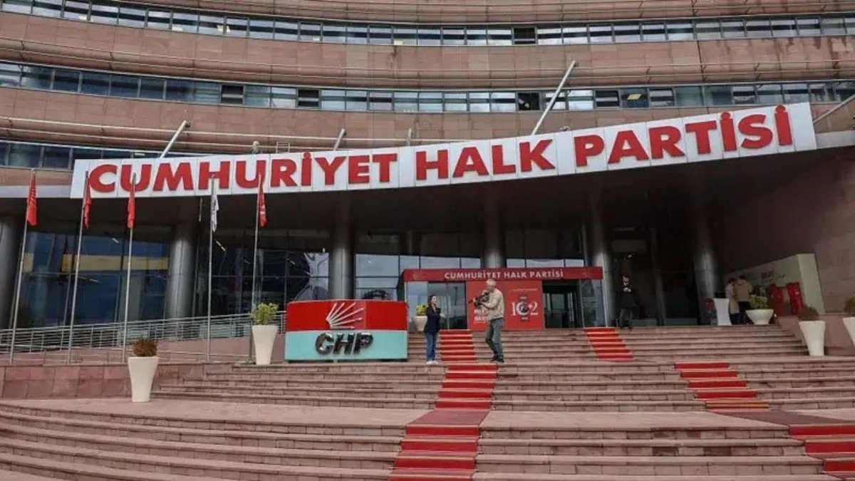 CHP’de İhraç Krizi Büyüyor! İl Başkanlarından Kılıçdaroğlu’na Sert Tepki: “Gidecek Olan Biz Değiliz”