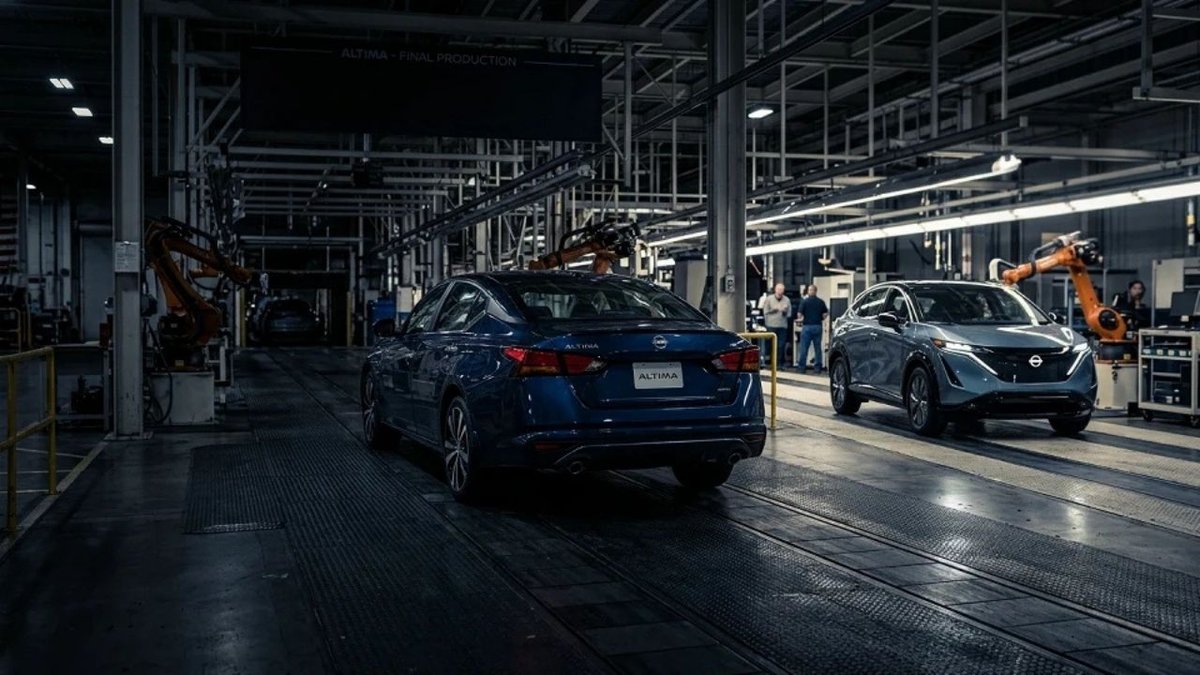 34 Yıllık Nissan Efsanesi İçin Son Perde Altima Üretimi Bitiyor