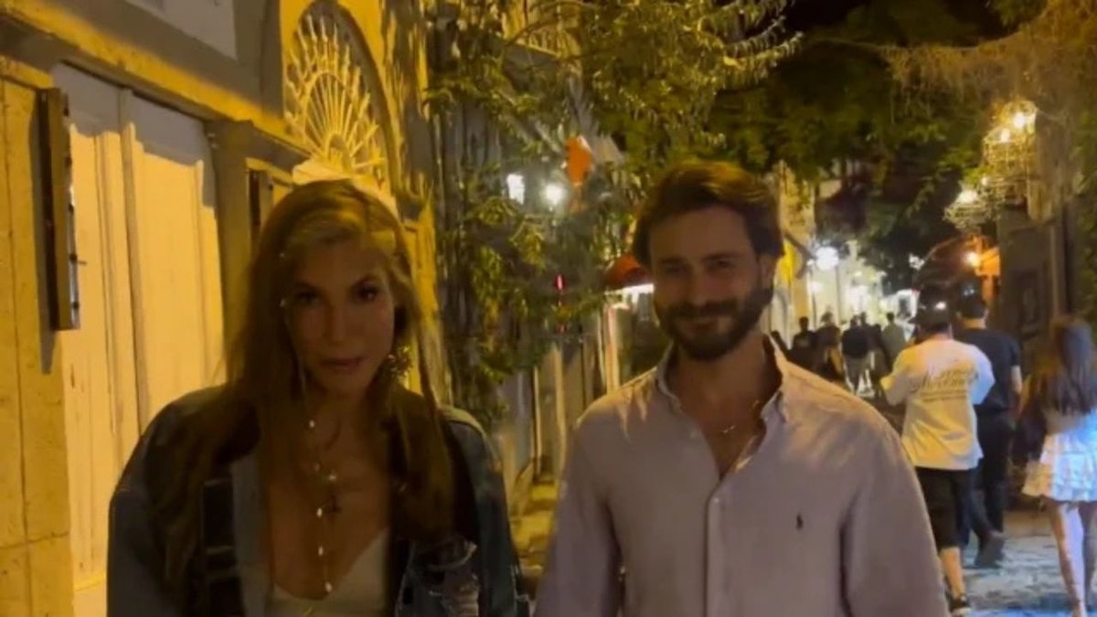 Çağla Şıkel Ve Mertcan Tunca Aşkında İlk Kare Geldi El Ele Görüntülendiler