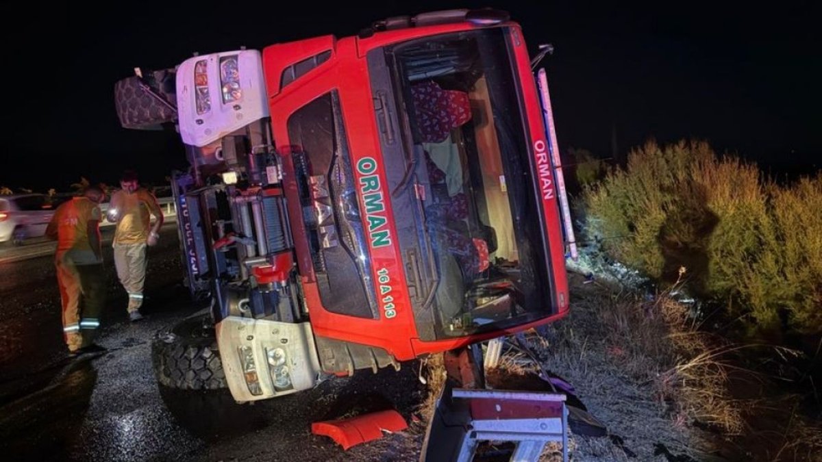 Muğla Yangınından Dönen Arazöz Devrildi: 5 Orman İşçisi Yaralandı