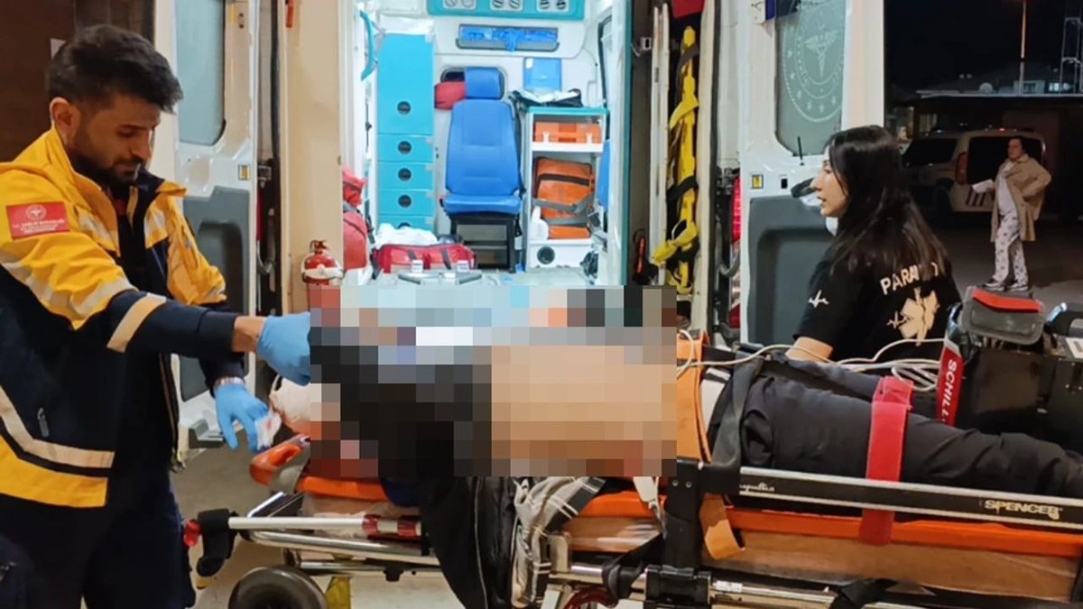 İnegöl Akhisar’da Feci Kaza: Motosiklet Sürücüsü Ağır Yaralandı