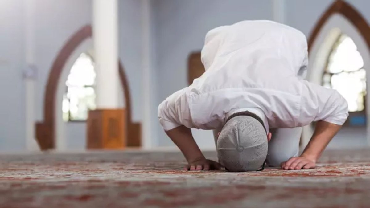 İkindi Namazı Nasıl Kılınır? Sünnet ve Farz Rekatlarıyla Rehber
