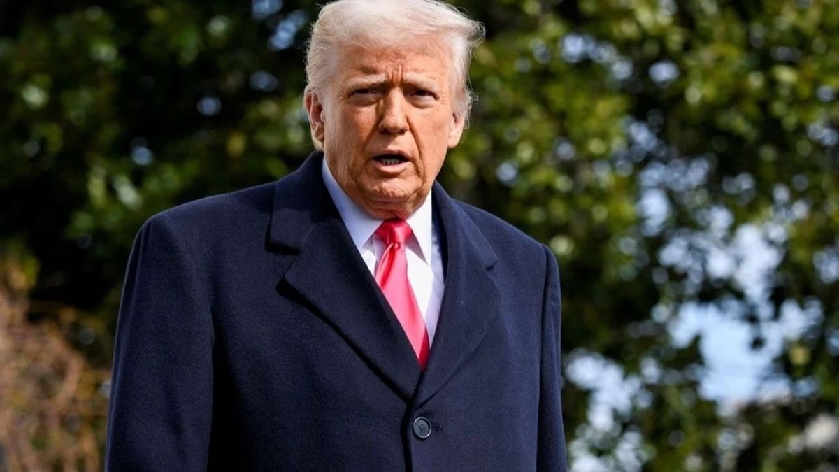 Trump’tan Sert Uyarı: “İran Yakında Neler Olacağını Biliyor”