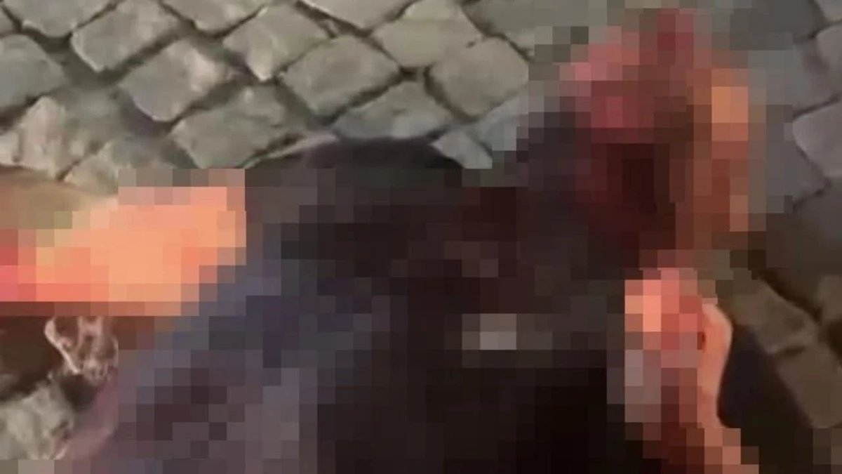 İzmir’de Kan Donduran Cinayet! Akrabasını Öldürüp Cesedi Kahvehane Önüne Bıraktı