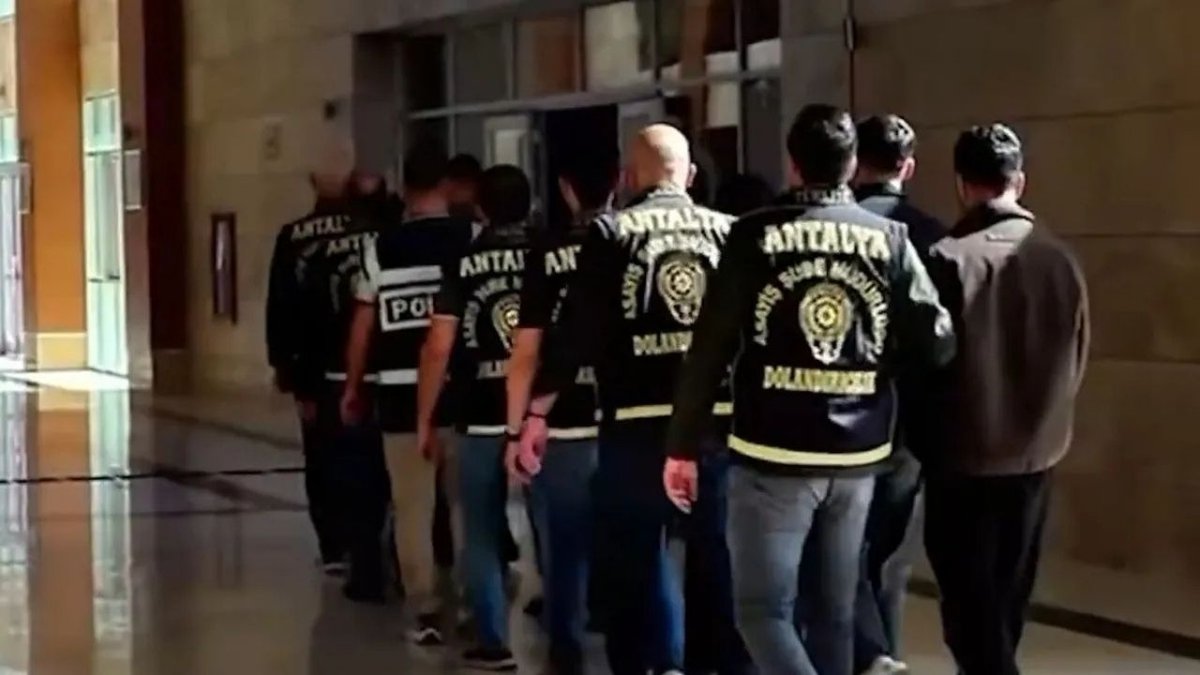 17 İlde Nitelikli Dolandırıcılık Operasyonu: 503 Şüpheli Yakalandı, Yüzlerce Kişi Tutuklandı