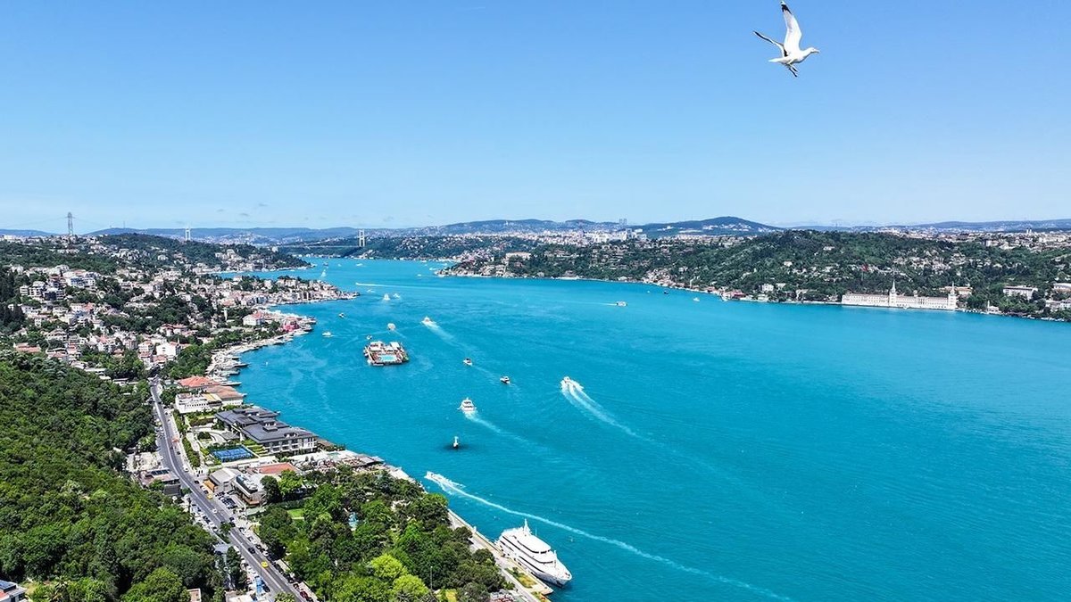 Meteoroloji uyardı: Sıcaklıklar düşüyor, hafta sonu yurt genelinde sağanak yağış geliyor