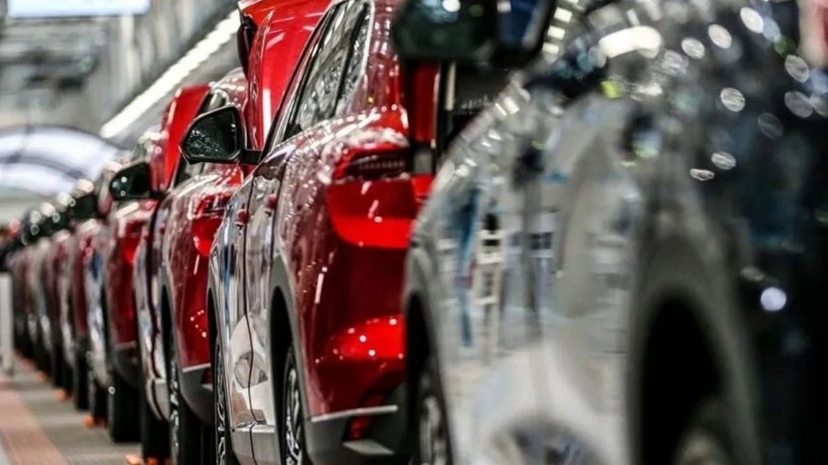 Türkiye Otomotiv Sektöründe Tarihi Başarı Küresel Arenada Gücünü Gösterdi