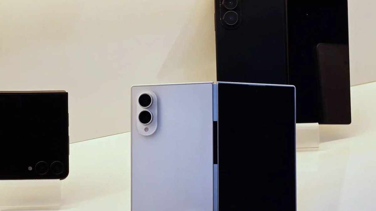 Samsung’un Katlanabilir Telefonlarında Ön Sipariş Sürprizi