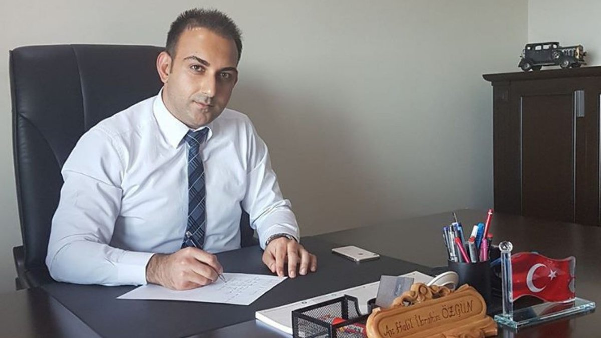 Defne Belediye Başkanı Halil İbrahim Özgün CHP’den Ayrıldı Yeni Parti Kararı Gündem Oldu