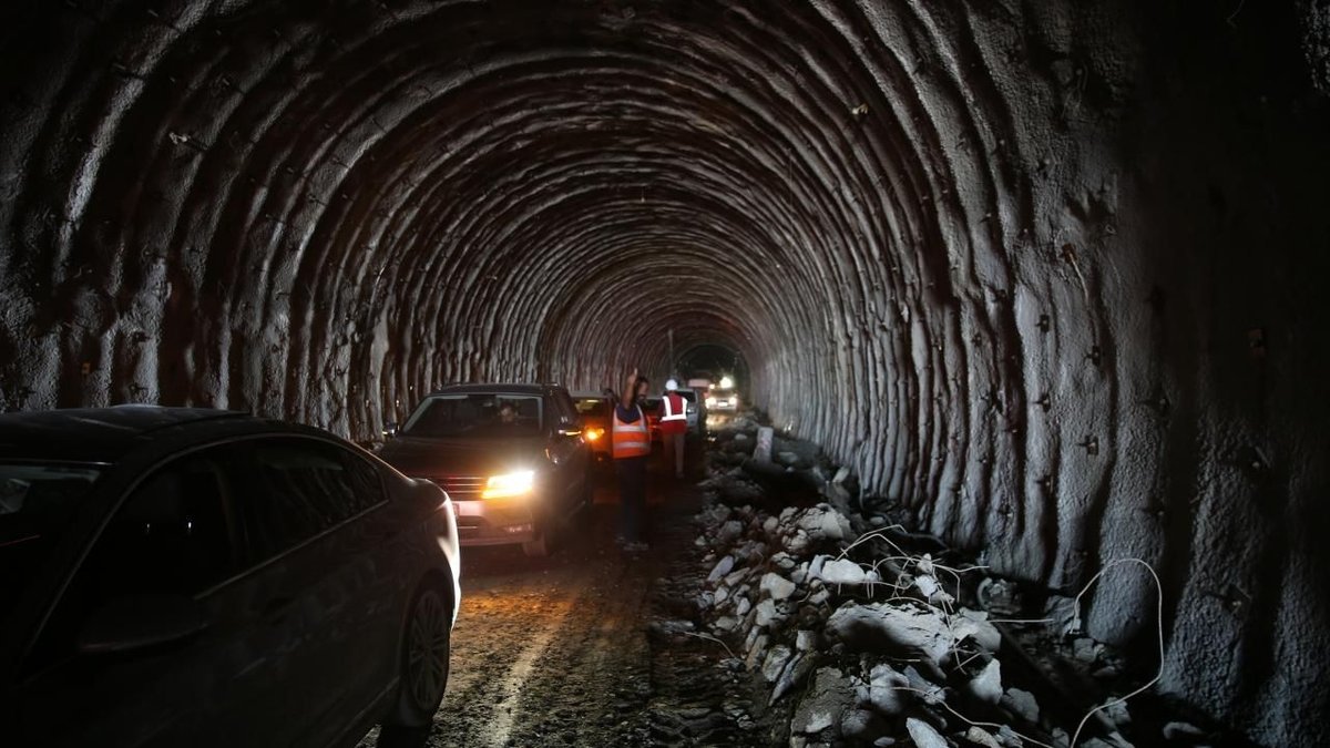 Tatvan'ın Ulaşımında Büyük Dönüşüm Çevre Yolu 2027de Hizmete Açılacak
