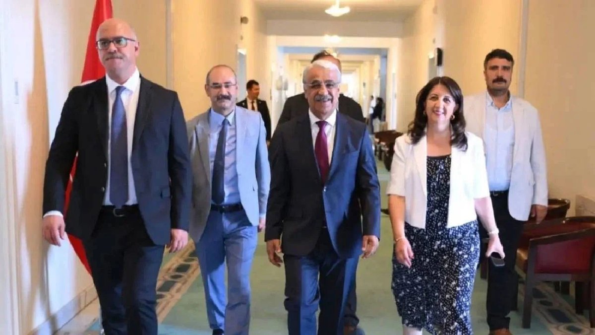 DEM Parti heyeti İmralı’da Abdullah Öcalan ile görüştü: Görüşme yaklaşık 3 saat sürdü