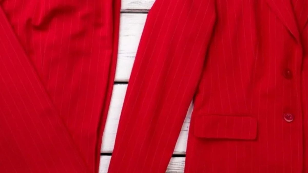Kırmızı Blazer Ceket İçin Şık Kombinasyon Fikirleri