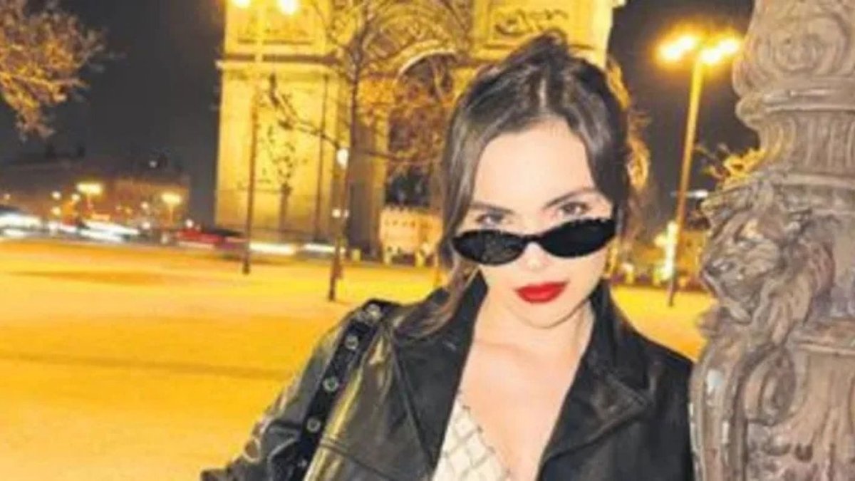 Paris Moda Haftası’nda Zarafet Ve Şehir Atmosferi