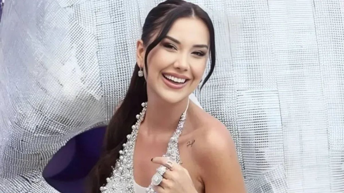 Dilan Polat’ın Instagram Hesabı Türkiye’de Erişime Kapatıldı: Kamu Düzeni ve Sağlık Gerekçesiyle Karar Alındı