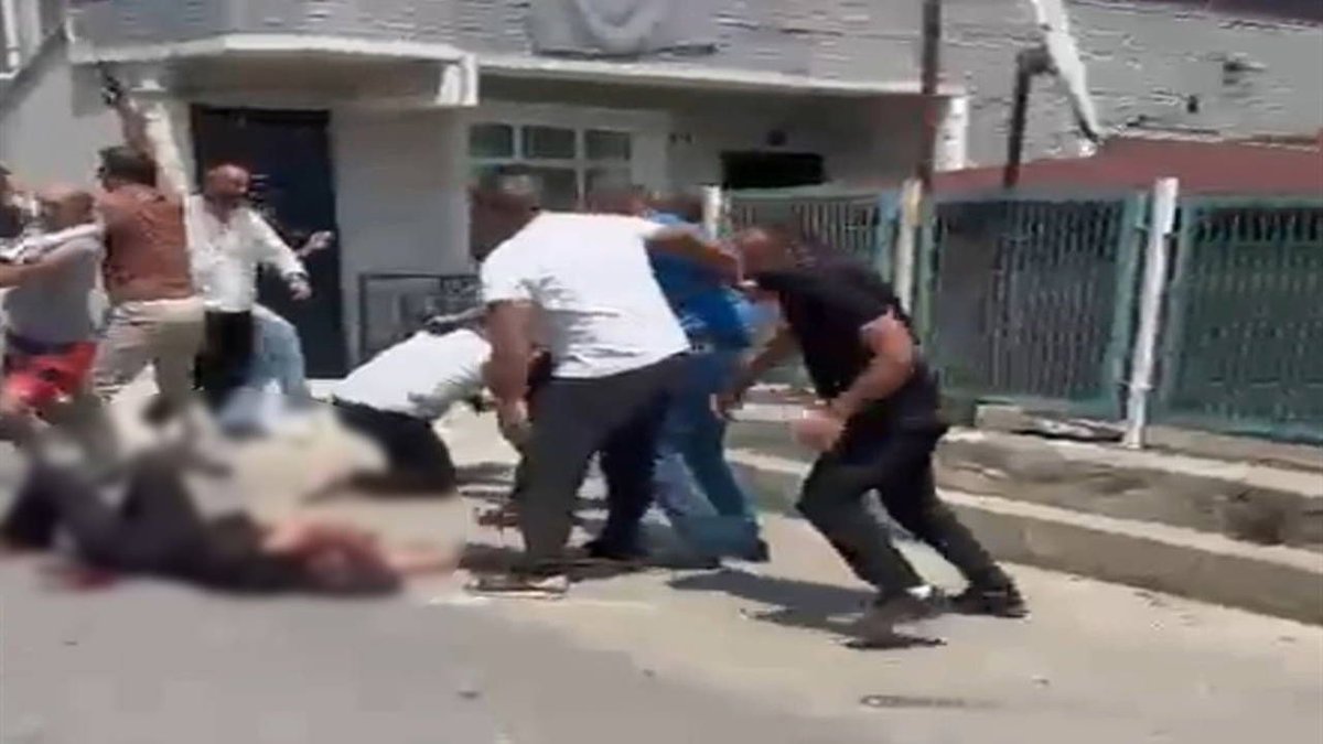 Dilovası’nda Eş Cinayeti: Sokak Ortasında Bıçaklanan Kadın Hayatını Kaybetti