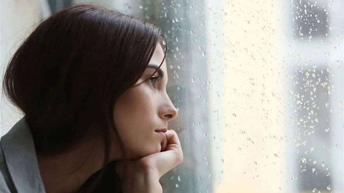 Melankolik Atmosfer Nedir? İnsan Psikolojisinde Derin Hüzün ve Yalnızlık Neyi İfade Eder?