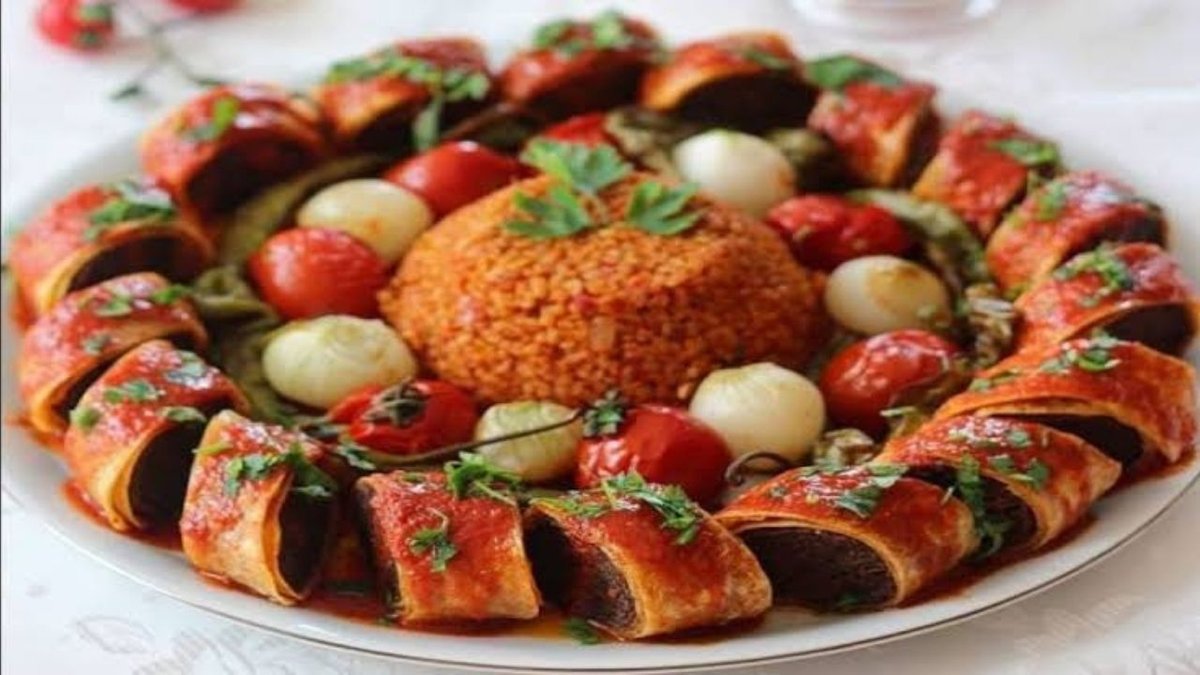 Beyti Sarma Nasıl Yapılır? Evde Lokanta Lezzetinde Beyti Sarma Tarifi