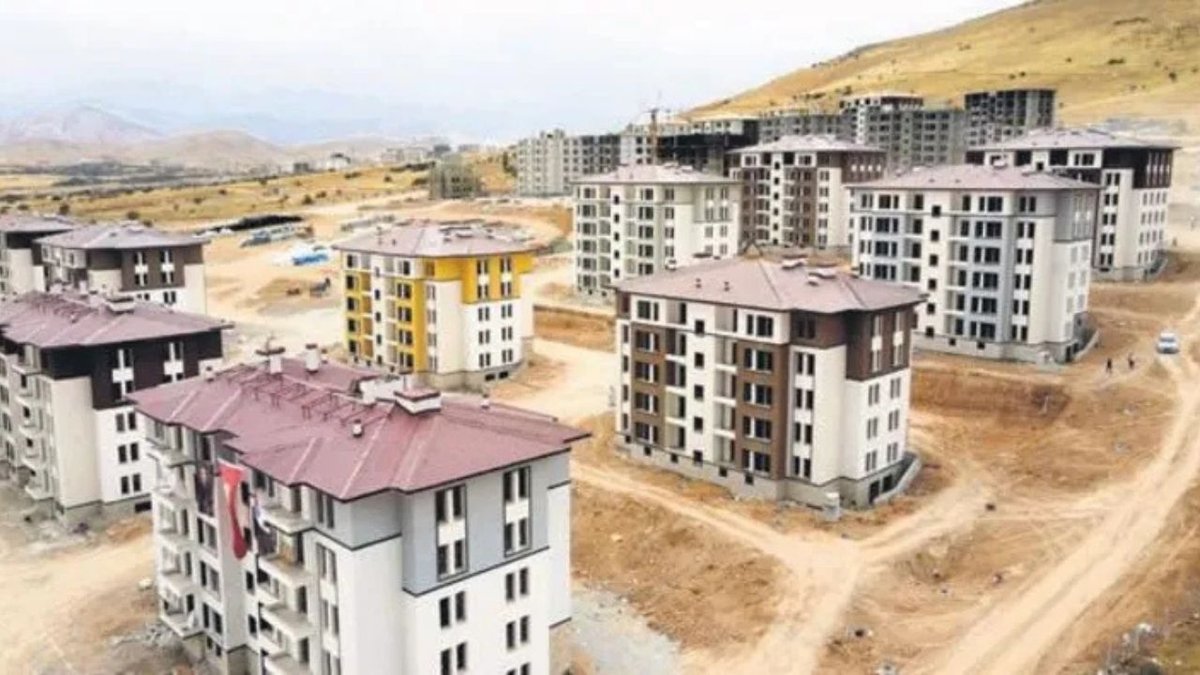 Deprem Alanına 1,7 Trilyon Liralık Büyük Yatırım: Yeniden Yapım Devam Ediyor