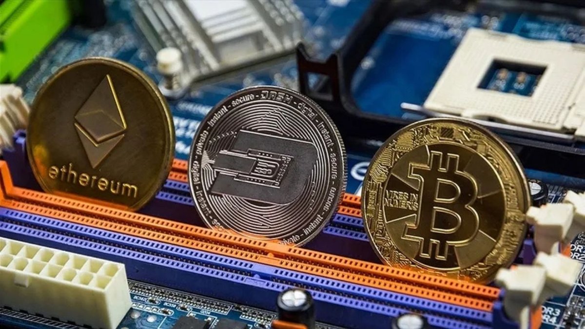 Kripto Para Pazarında Bahar Rüzgarı: Altcoinler Tırmanıyor, Bitcoin 125 Bin Doları Gözetliyor