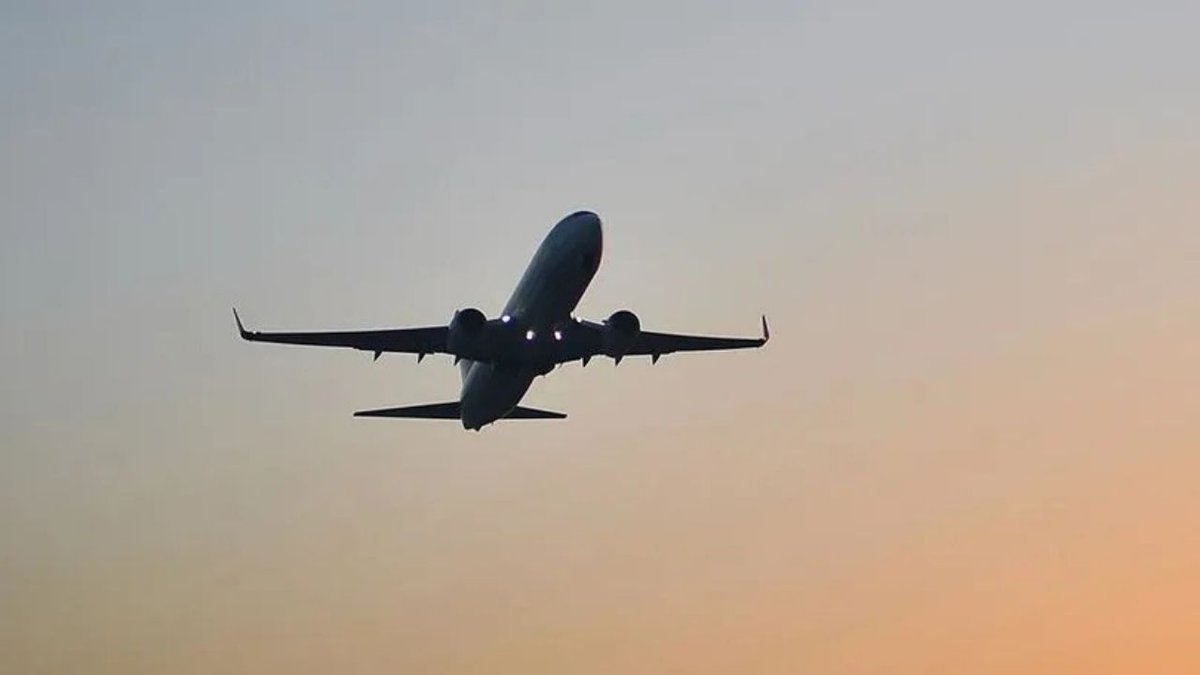 Amerika'da Yakıt Sorunu: Havayolu Firmaları Ücretleri Yükseltiyor