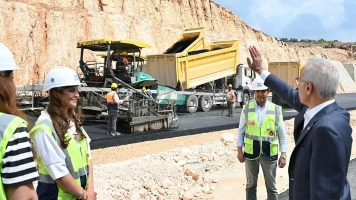 2,5 Saatlik Yol 18 Dakikaya İnecek! Bakan Uraloğlu, Proje İçin Tarih Verdi