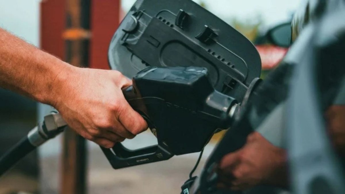 Benzine İndirim Geldi: Akaryakıt Fiyatlarında Son Durum Açıklandı