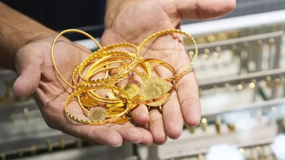 Altın Fiyatlarında Sert Düşüş: Fed Mesajları Piyasaları Sarstı