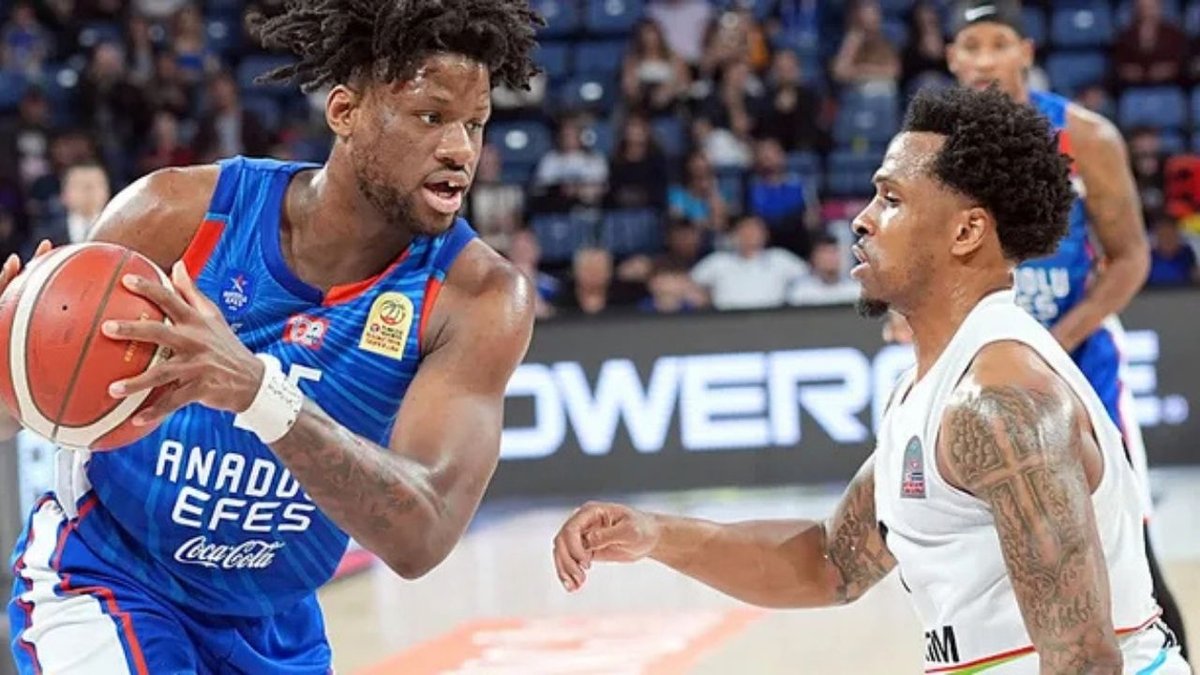 Anadolu Efes, Aliağa Petkimspor’u rahat geçti