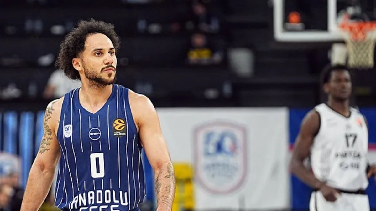 Anadolu Efes EuroLeague’de Dubai Basketbol Mücadelesinde!