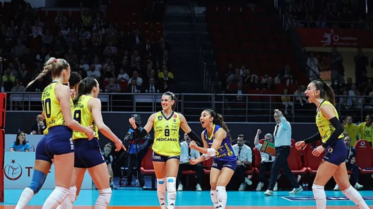 Fenerbahçe Medicana, VakıfBank'ı 3-1 Yenerek Finalde Eşitliği Sağladı