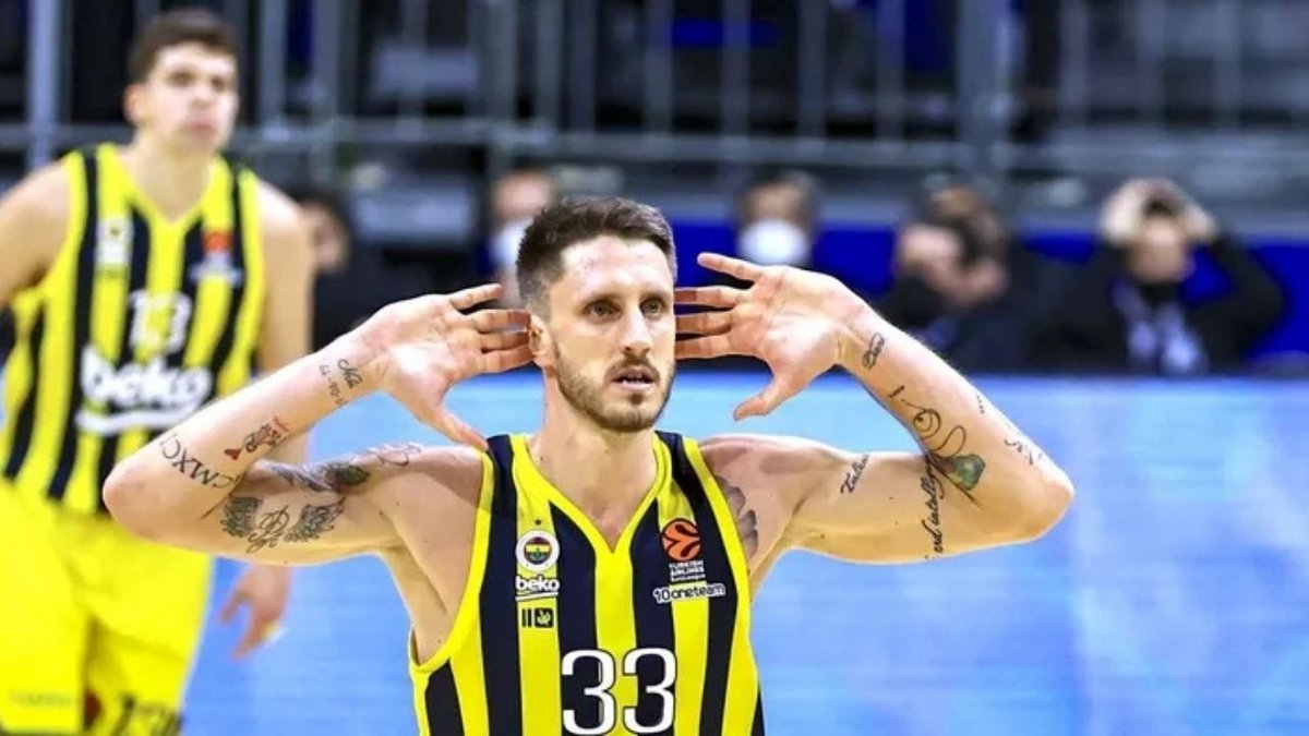 Achille Polonara'nın Emeklilik Duyurusu: Basketbolu Bıraktı