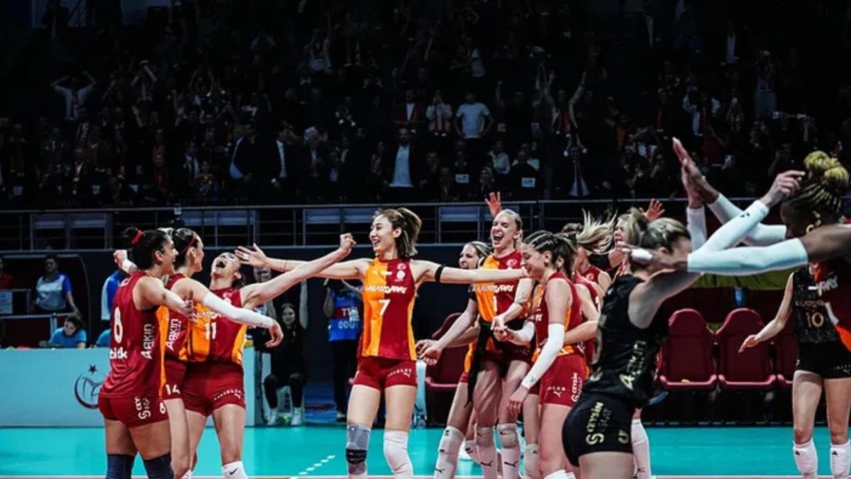 Voleybol Sultanlar Ligi: Galatasaray Daikin, Evinde Zafer Elde Etti