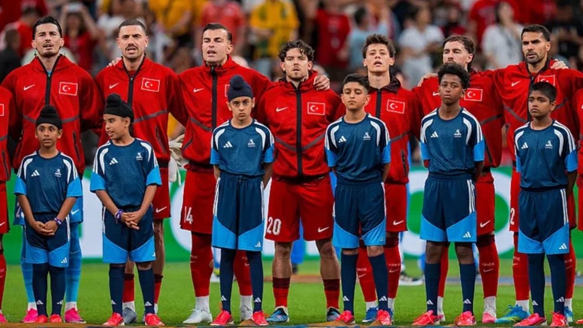 Vincenzo Montella’dan Paraguay Maçında Radikal Kararlar! İşte Muhtemel İlk 11
