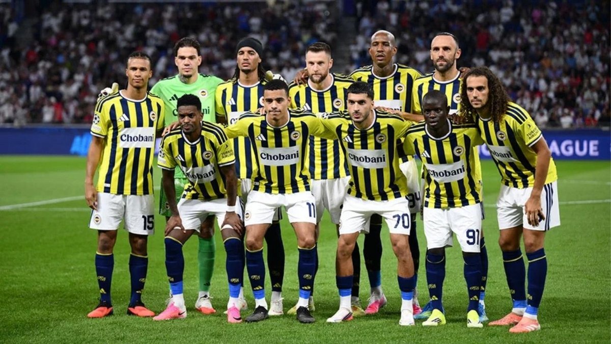 Edin Dzeko’dan Fenerbahçe’ye Şampiyonlar Ligi Mesajı: “Ait Olduğumuz Yerdeyiz”