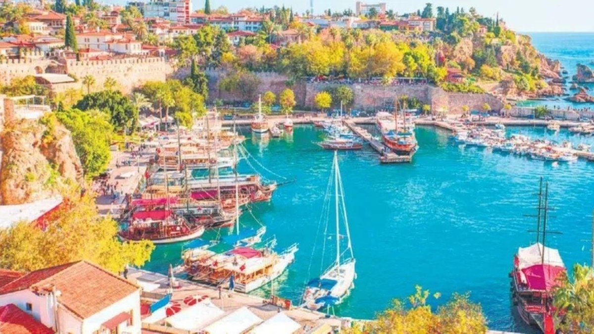 Antalya Mevsimi Artık Başlamak Üzere!