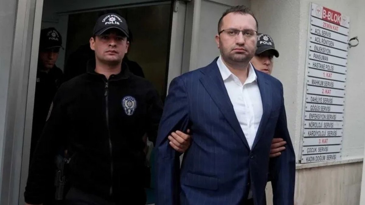 Eski CHP'li Başkan İçin Rüşvet Davasında Yağma Suçlaması: 16 Yıl 9 Ay Hapis İstemi