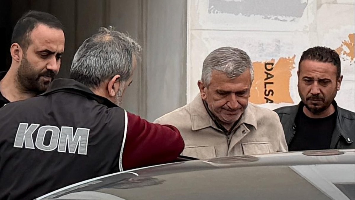 Akçakoca Belediye Başkanı Görevden Uzaklaştırıldı: İçişleri Bakanlığı’ndan Açıklama Geldi