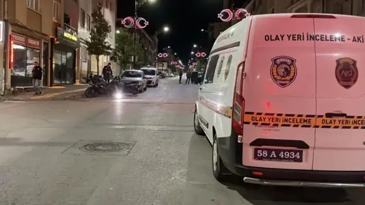 Sivas’ta Tartışma Bıçaklı Kavgaya Dönüştü: 1’i Ağır 4 Yaralı