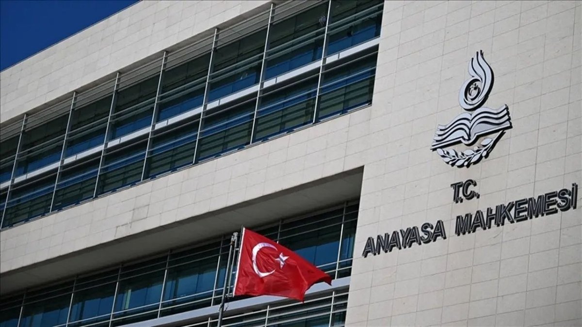 Anayasa Mahkemesi CHP Amblem Kararında Son Noktayı Koydu