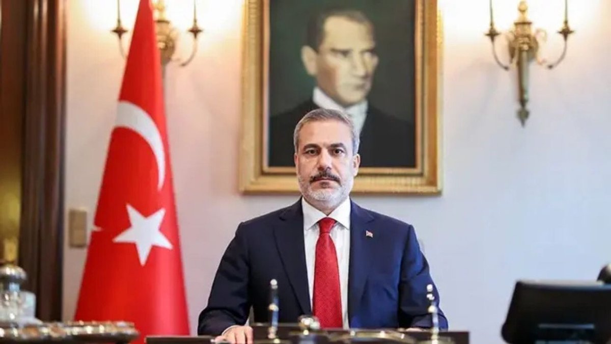 Hakan Fidan Paris Zirvesinde Türkiye’nin Ukrayna Mesajını Verecek