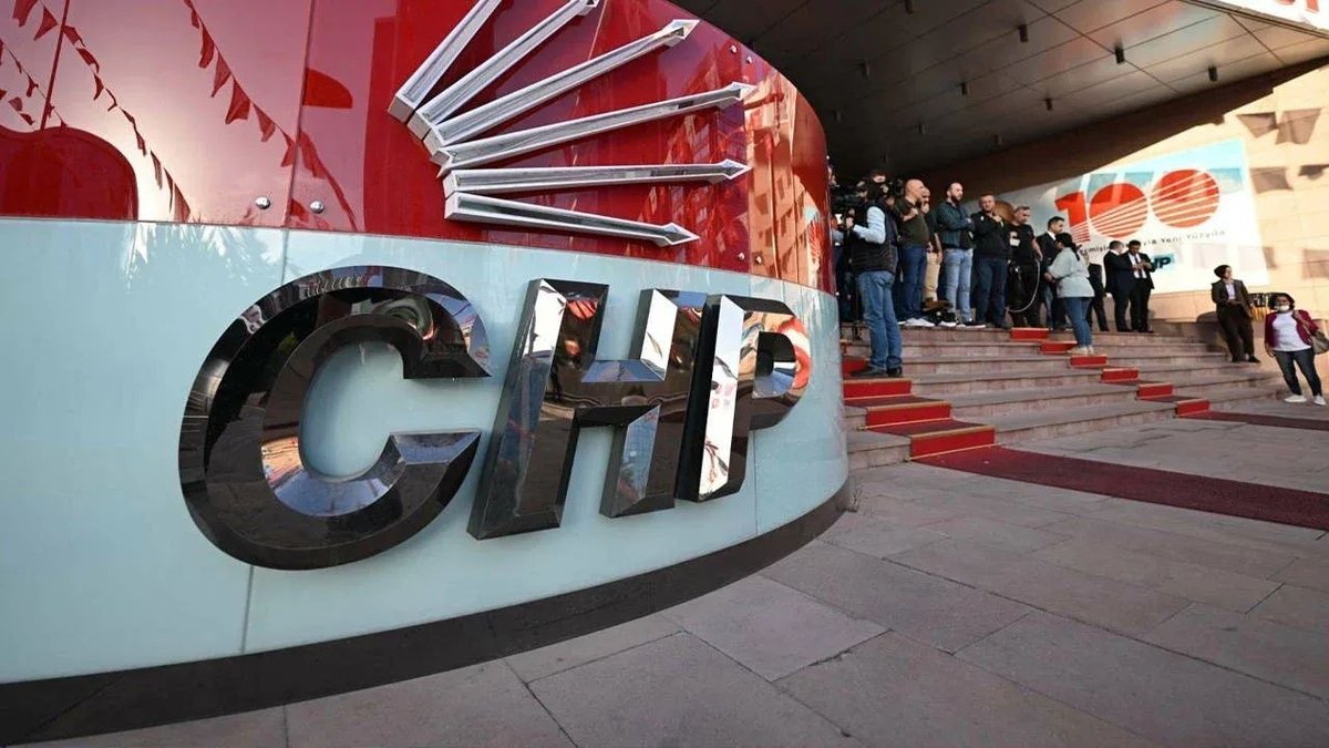 CHP’de Grup Başkanlığı Koltuğunun Yeni Sahibi Faik Öztrak Oldu