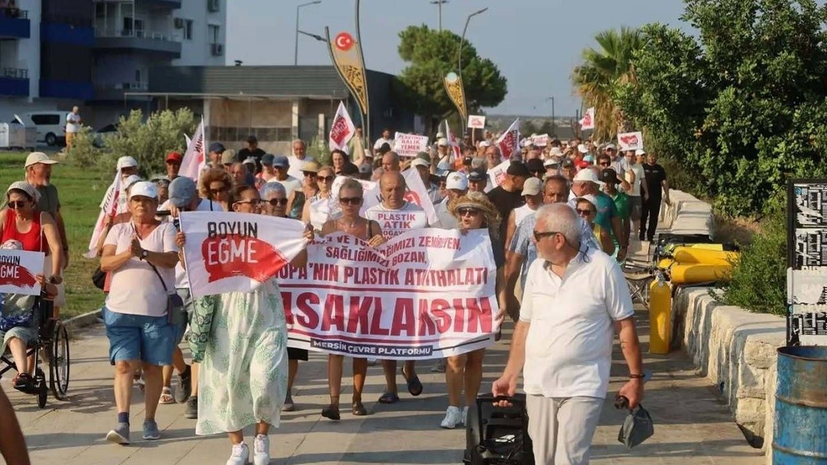 Mersin’de Plastik Atık İthalatına Tepki: “Kirlilik Çevre Felaketine Dönüştü”