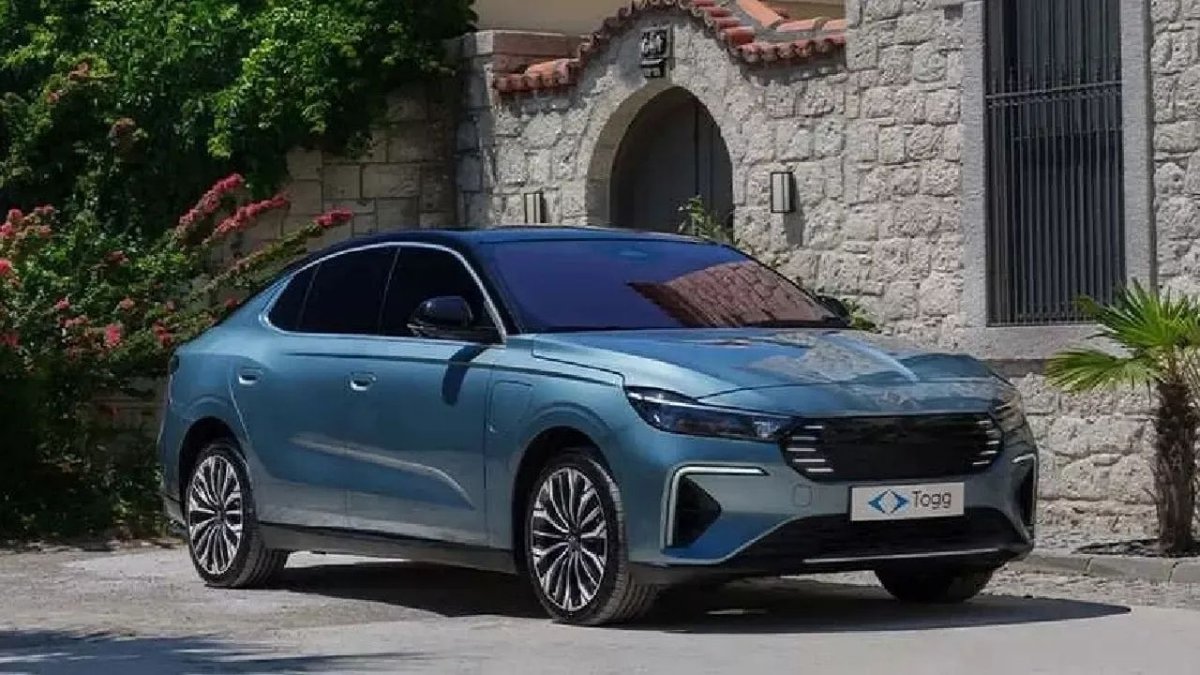Türkiye'de Elektrikli Otomobil Satışları Ağustos'ta 11 Bin 878'e Ulaştı