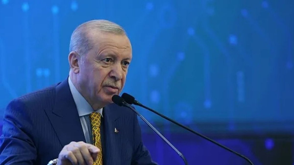 Erdoğan’dan Ailelere Sosyal Medya Uyarısı: “Çocuklarımızı Her Türlü Dijital Tehditten Korumalıyız”