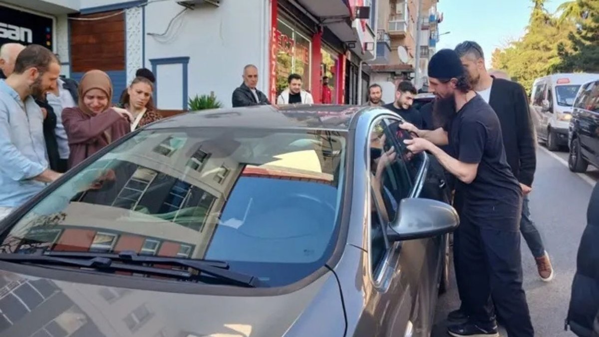 Trabzon’da Korku Dolu Anlar: 3 Aylık Bebeğini Araçta Kilitli Kalan Anne Panik Yaşadı