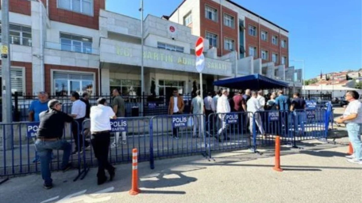 Bartın’da 13 Yaşındaki Kız Çocuğuna Yönelik Cinsel İstismar Soruşturmasında 33 Kişi Tutuklandı